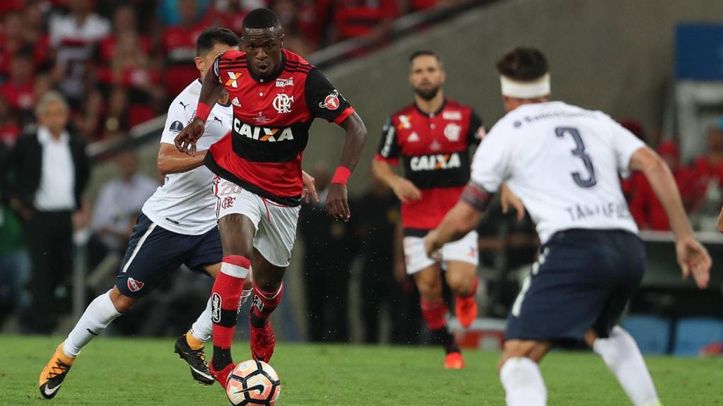 Vinicius Jr perdió la final de la Copa Sudamericana con Flamengo contra Independiente.