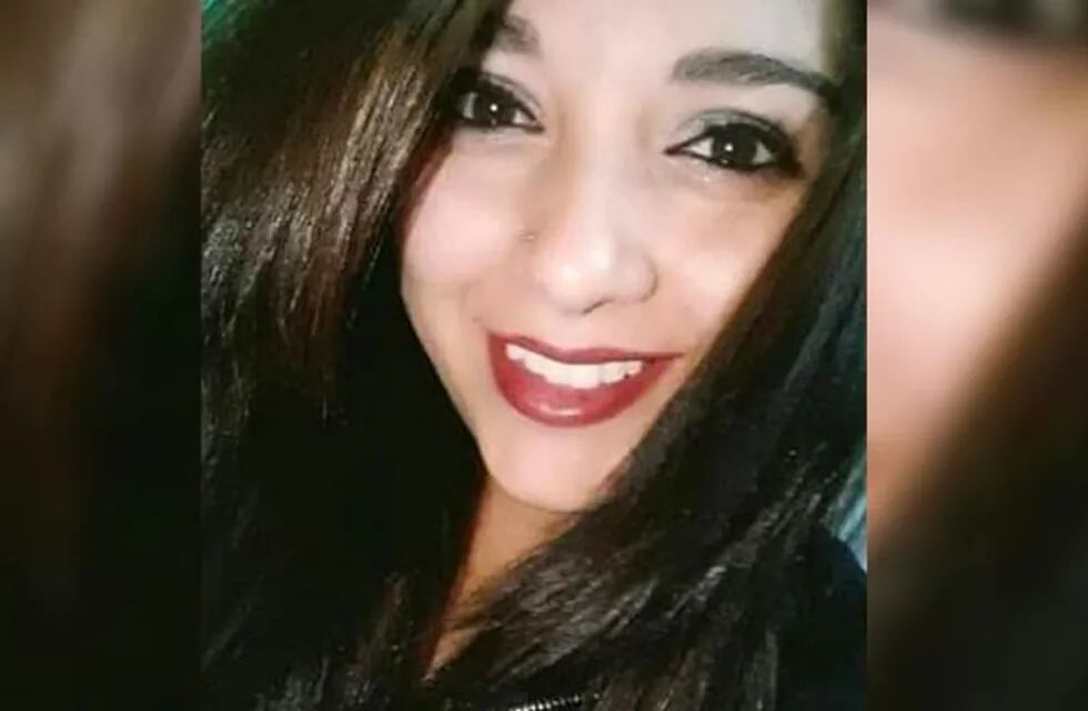 Estrella Anabel Barrios tenía 23 años y falleció en el acto luego del accidente.