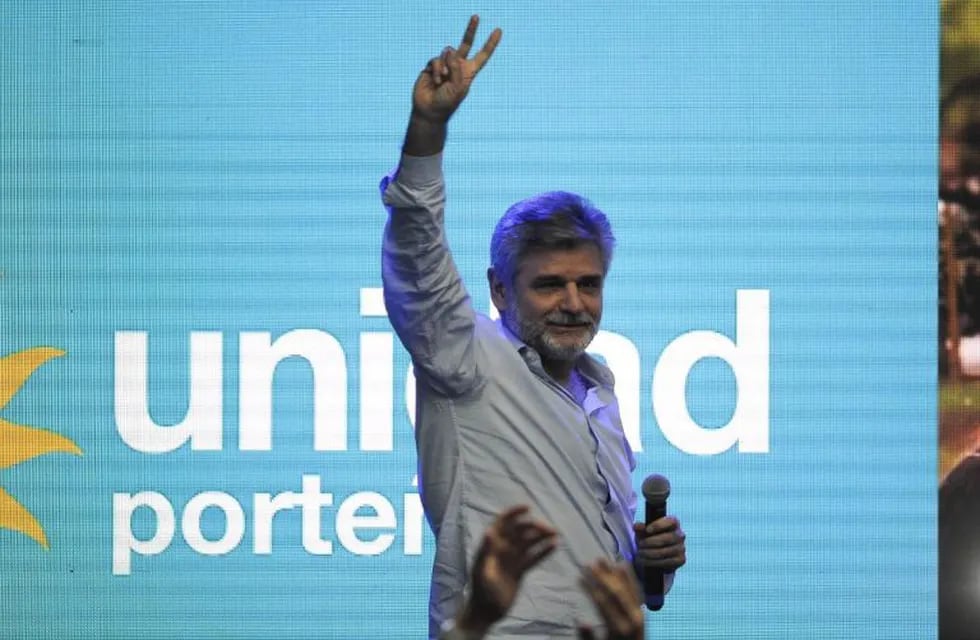 BUENOS AIRES 22/10/17, BUNKER DE UNIDAD PORTEÑAI.FOTO:DYN/JAVIER TOLEDO buenos aires daniel filmus elecciones legislativas 2017 candidato por el partido unidad ciudadana bunker