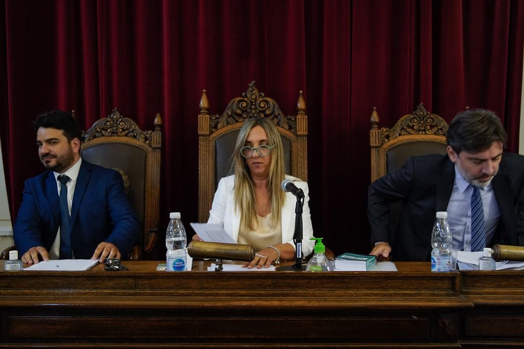 Los jueces María Claudia Castro, Christian Rabaia y Emiliano Lázzari, los integrantes del Tribunal Oral Criminal 1 de Dolores. 