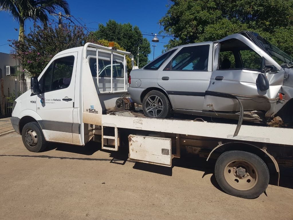 El municipio retiró cuatro vehículos en estado de abandono