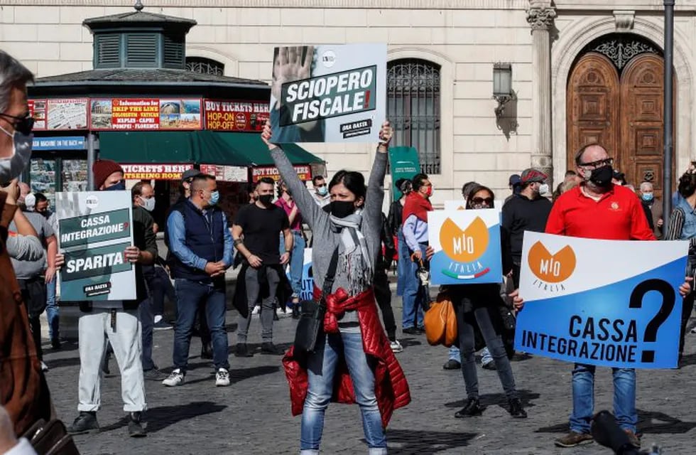 Una protesta de dueños de restaurantes en Roma. ((EFE/EPA/GIUSEPPE LAMI)