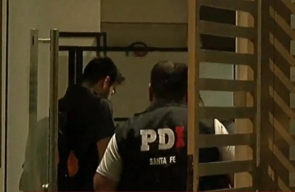La ex PDI estuvo a cargo de uno de los allanamientos en la sede de Grupo Praga en calle Sarmiento al 400. (Captura de pantalla)