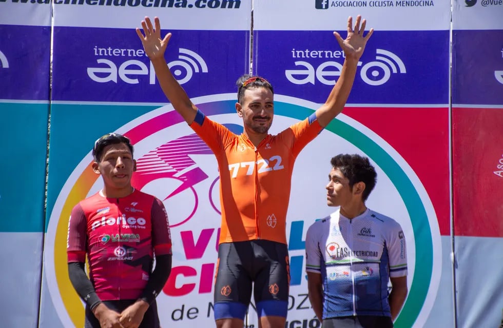 Vuelta de Mendoza 2023, séptima etapa, el sancarlino Mario Ovejero (equipo 7722) ganó la etapa reina en el Cristo Redentor.

Foto: Mariana Villa / Los Andes