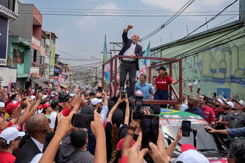 Luiz Inacio Lula da Silva asume su tercer período como presidente de Brasil el primer día de 2023.  (AP)