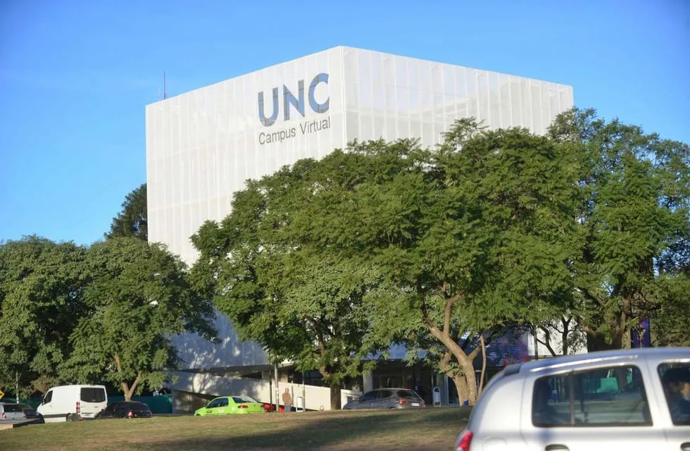 Los cursos se realizarán a través del Campus Virtual de la UNC.