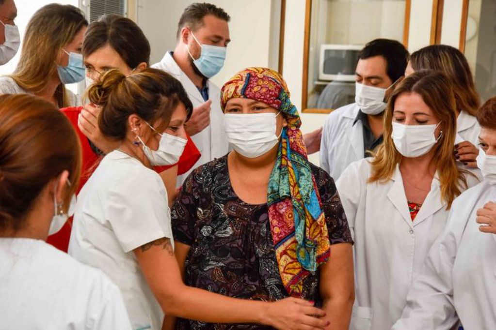 Quién es Carmen, la primera trasplantada de médula ósea en Mendoza y quien ya fue dada de alta. Foto: Gobierno de Mendoza