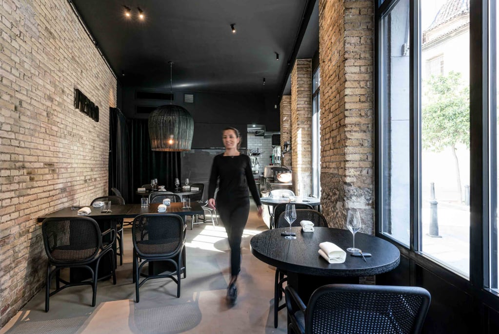El restaurante de un mendocino y una cordobesa fue distinguido con una Estrella Michelin en España. Foto: Gentileza FIERRO