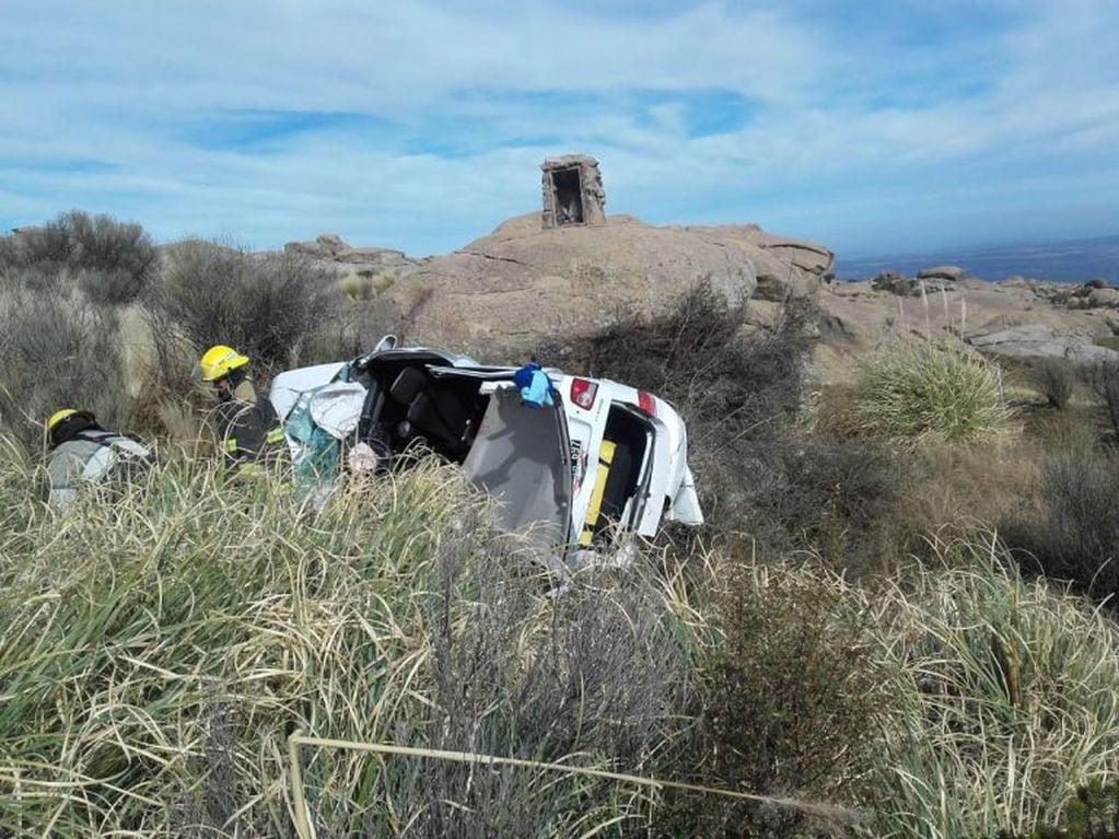 Caída de vehículo en Altas Cumbres