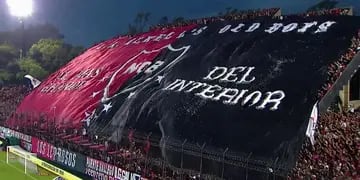 Bandera de Newell's en el Coloso