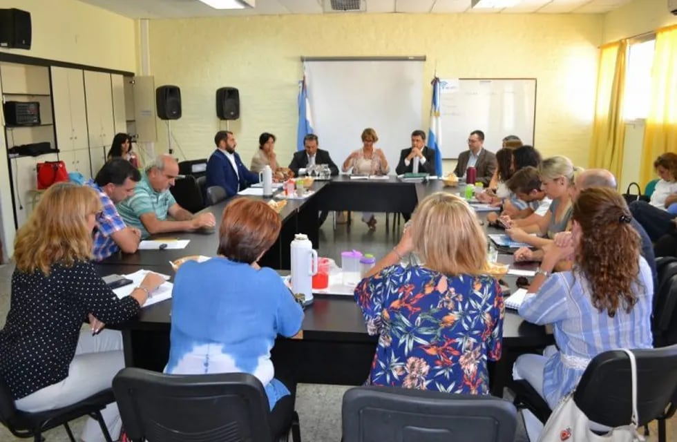 Acordaron aumentos con los docentes pampeanos (Gobierno de La Pampa)