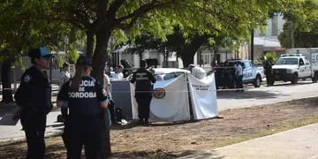 Femicidio en Córdoba: asesinó a su expareja e intentó quitarse la vida en la calle