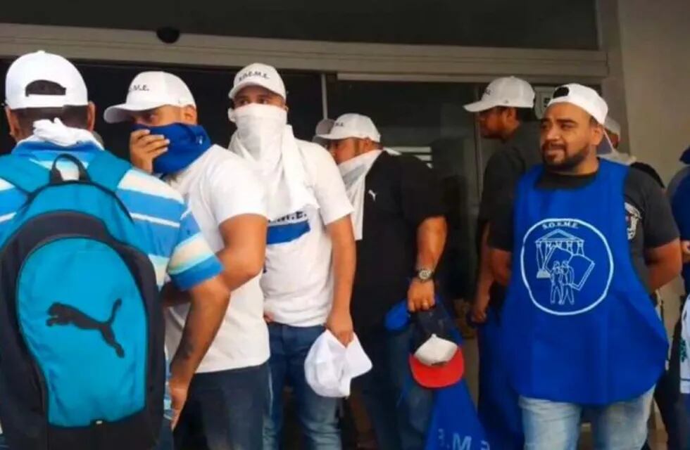 Sindicalistas que responden a Marcelo Balcedo tomaron la sede de SOEME en Capital Federal. (Captura)