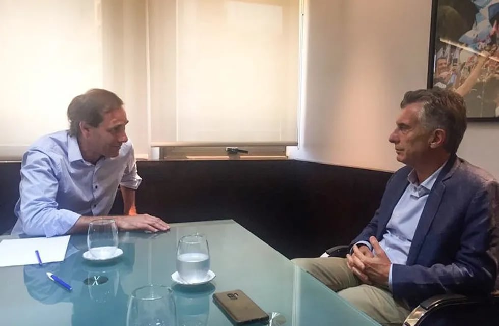 Garro se reunió con Macri y analizaron la situación económica y social de la Provincia (Twitter)