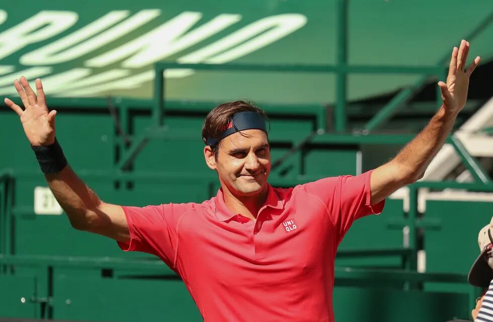 Roger Federer arrancó con el pie derecho en Halle.