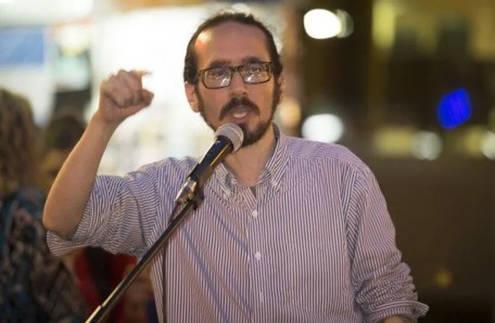 Sebastián Henríquez, señaló que lo ideal sería que el Gobierno se sentara en paritarias con el sindicato\