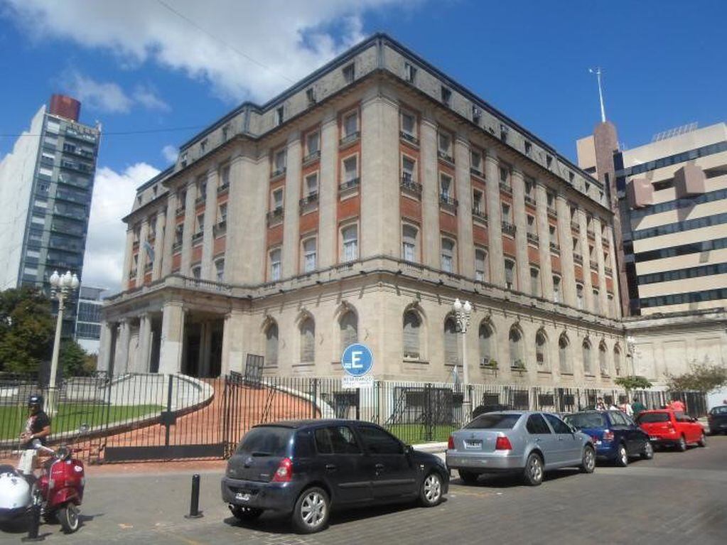 Tribunales, La Plata (web).