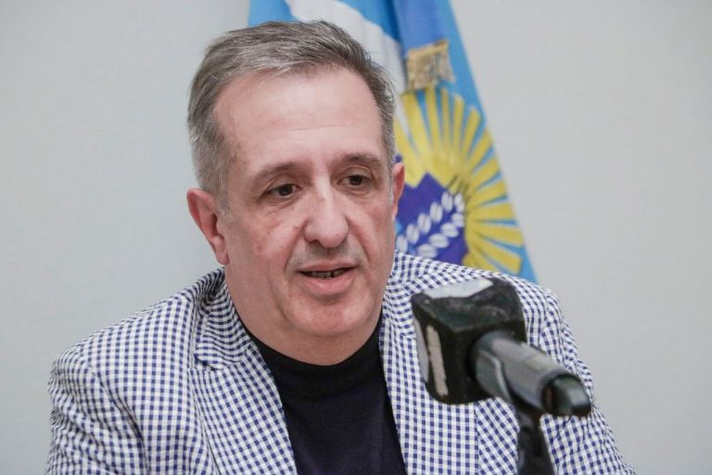 Oscar Antonena, ministro de Economía de Chubut.