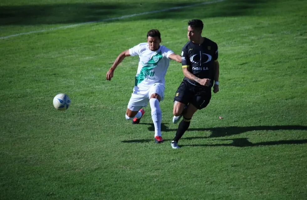 Desamparados consiguió su primera victoria en el campeonato. Tiempo de San Juan.