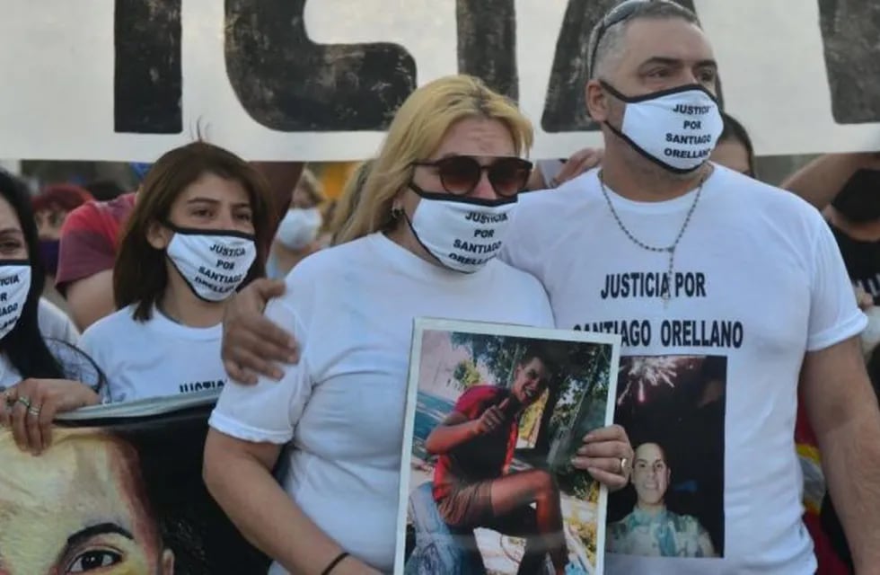 Familiares y amigos, conmocionados por el asesinato de Santiago Orellano.