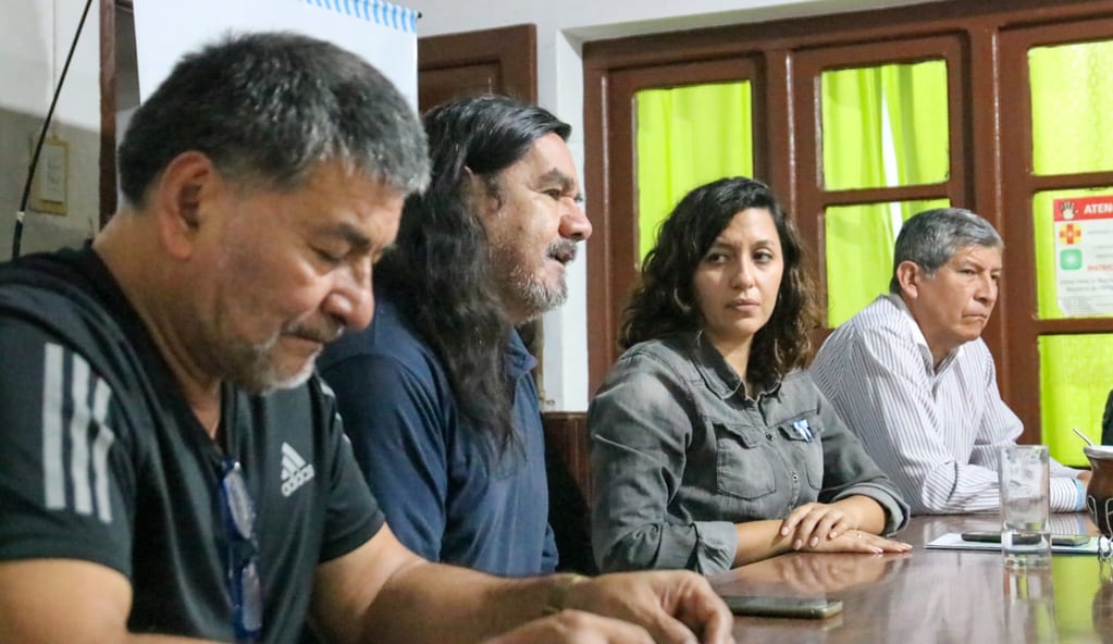 La dirigencia azucarera recibió a la diputada Chaher en la sede sindical de La Mendieta para escuchar su presentación.