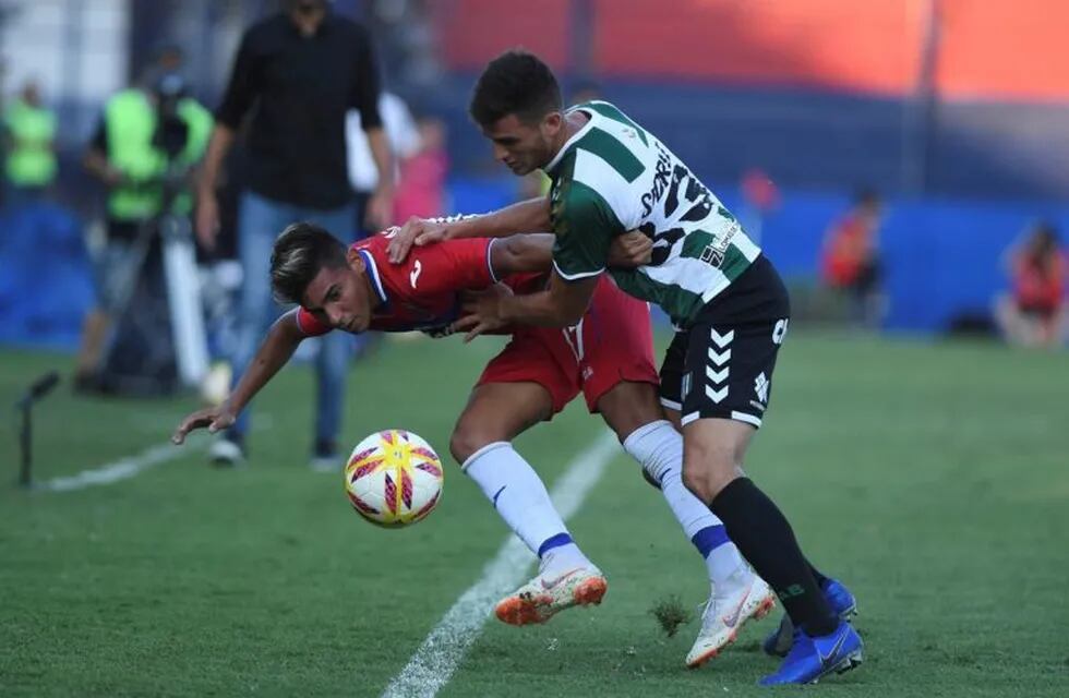 Tigre y Banfield empataron 4 a 4 (Foto: Ramiro Gómez/Télam)