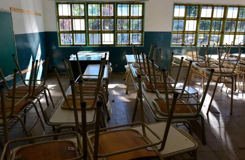 Nadie en las aulas. La falta de presencialidad aumenta las desigualdades educativas.