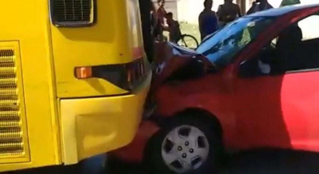 Subieron 90% los accidentes protagonizados por el transporte público rosarino