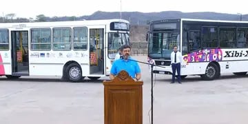 Presentaron autobús con baterías de litio en Jujuy
