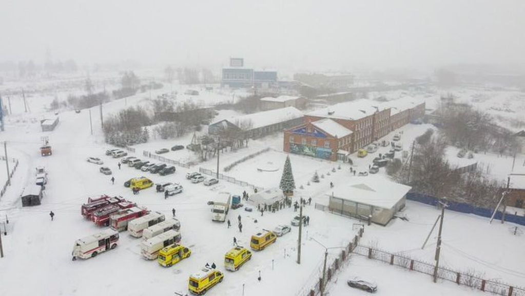 La imagen aérea de la mina de carbón de Listvyazhnaya, al suroeste de Siberia. Twitter @France24_es