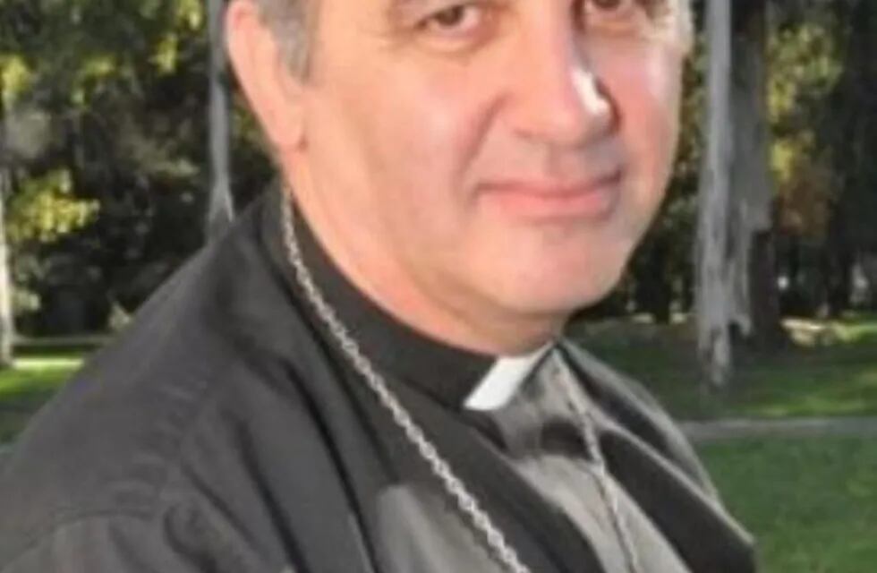 Monseñor Nicolás Baisi era hasta hoy obispo auxiliar de La Plata.