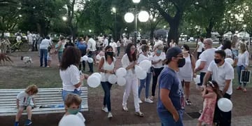 Manifestación de padres autoconvocados de Rafaela por el regreso a las aulas, con clases presenciales, en 2021