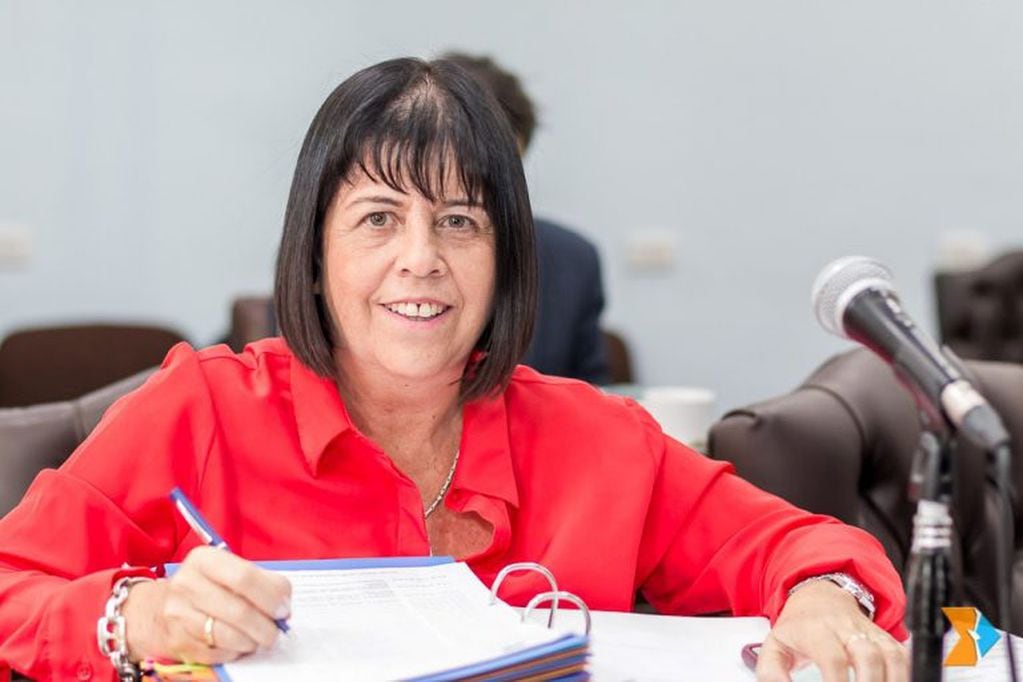 Legisladora Liliana Martínez Allende