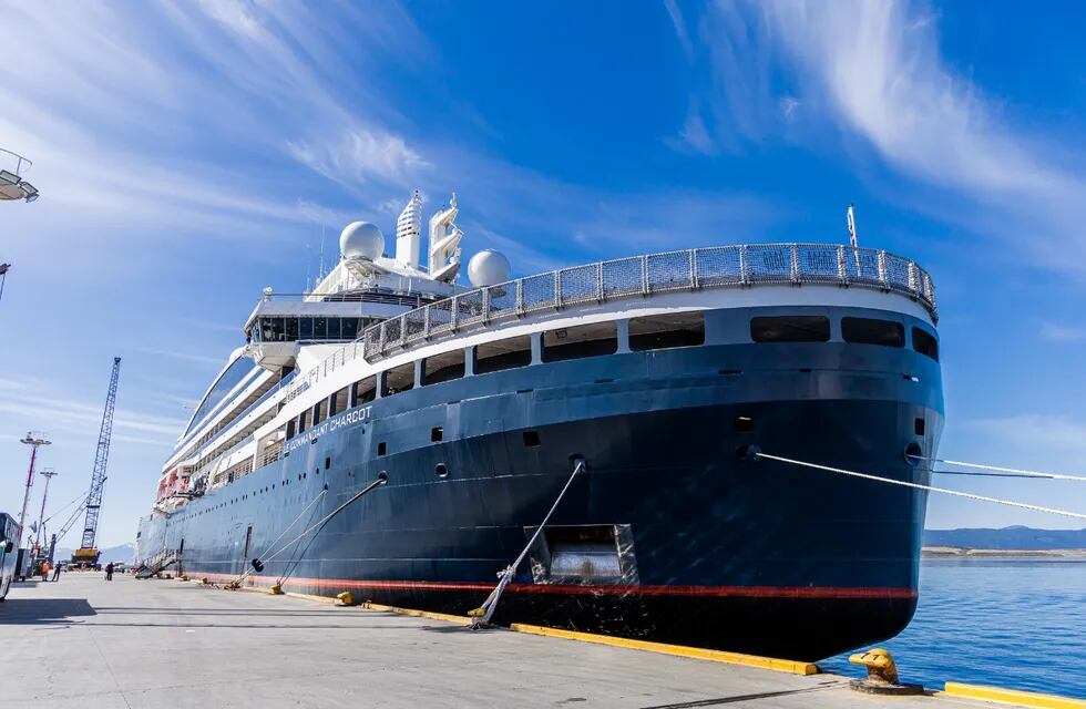 Llegó a Ushuaia por primera vez el crucero antártico “Le Commandant Charcot”
