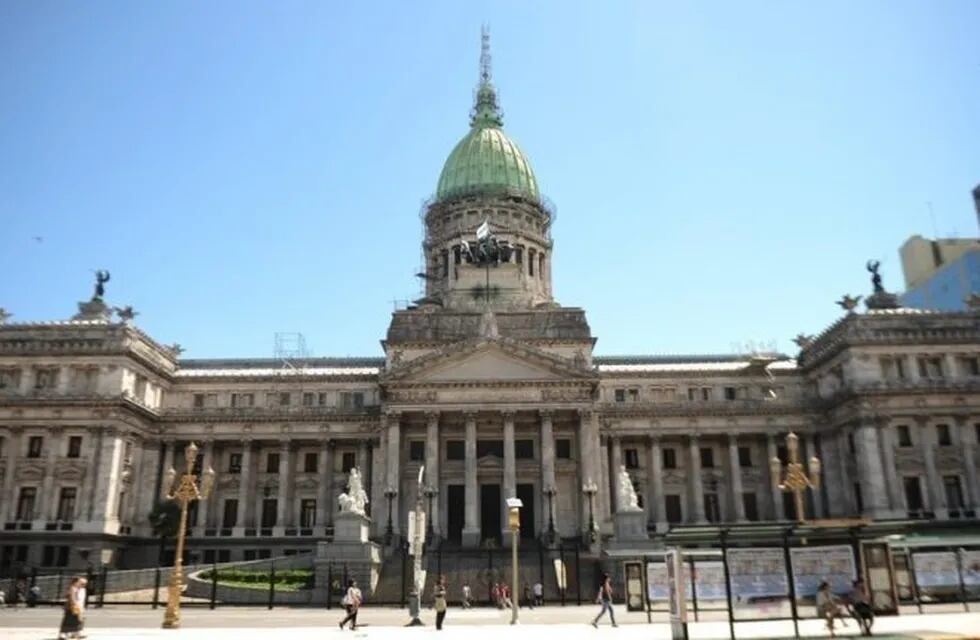 Tres diputados santigueños votaron a favor del Presupuesto 2019, hubo tres ausentes y un voto en contra.