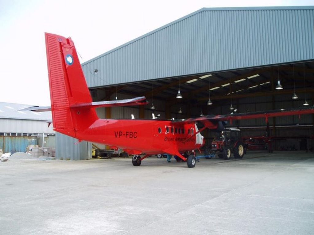 Uno de los proyectos es llevar a cabo el reacondicionamiento de hangares para aviones.