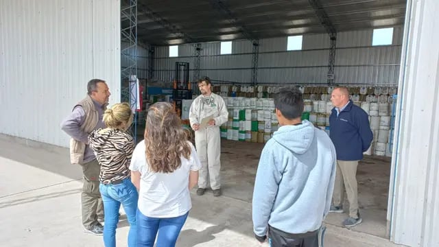 Alumnos de la Escuela Agraria Nº 1 visitaron el CAT de Tres Arroyos