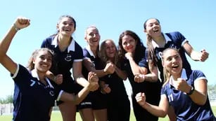 Fútbol femenino- Las Pumas