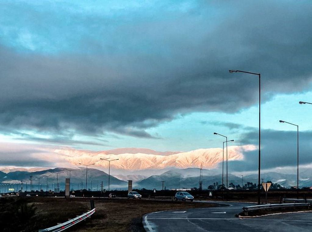 Cerros nevados en Salta