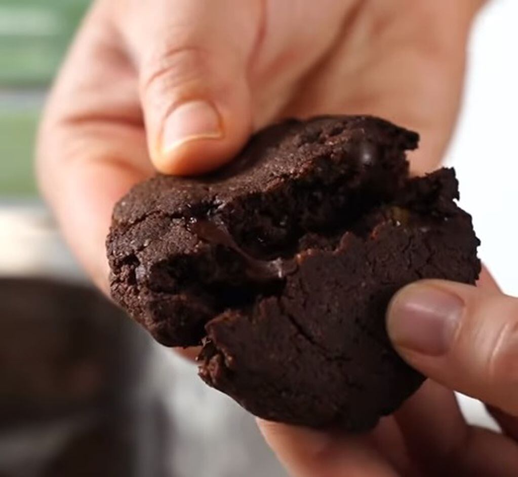 Cómo hacer galletas de chocolate veganas: el especial ingrediente que  reemplaza la manteca