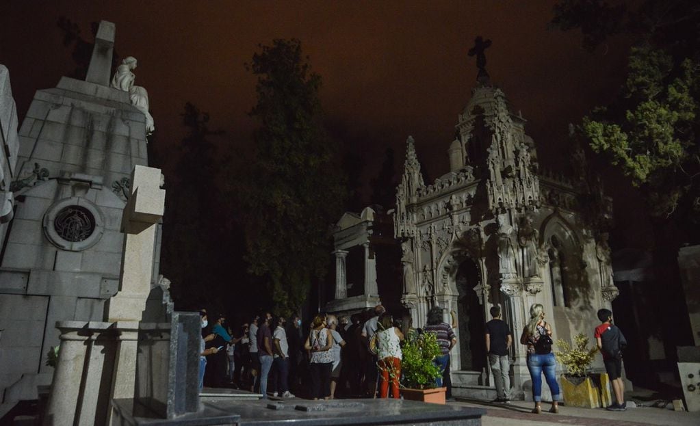Bodegueros y Olvidados las dos temáticas que tendrán sendas visitas guiadas nocturnas al cementerio de la Ciudad de Mendoza durante este mes de diciembre.