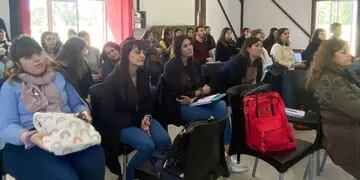 Integrantes de la Dirección de Género y Diversidad de Tres Arroyos participaron de un encuentro en Sierra de la Ventana