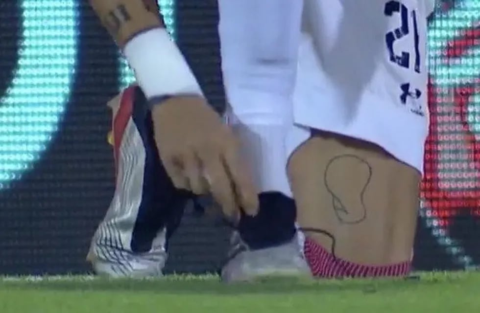 El tatuaje de Mariano Andújar que se hizo viral alude a un capítulo de Los Simpsons (Olé)