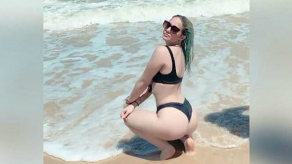 Ángela Torres posó en las playas de Brasil en sus últimas vacaciones