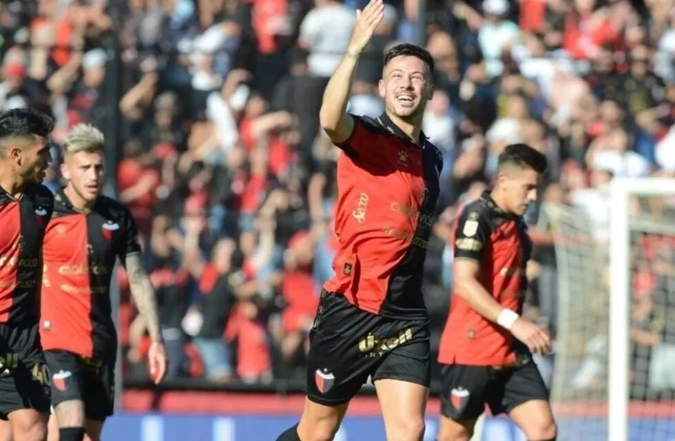 Colón derrota a Atlético Tucumán en Santa Fe. (LT10)