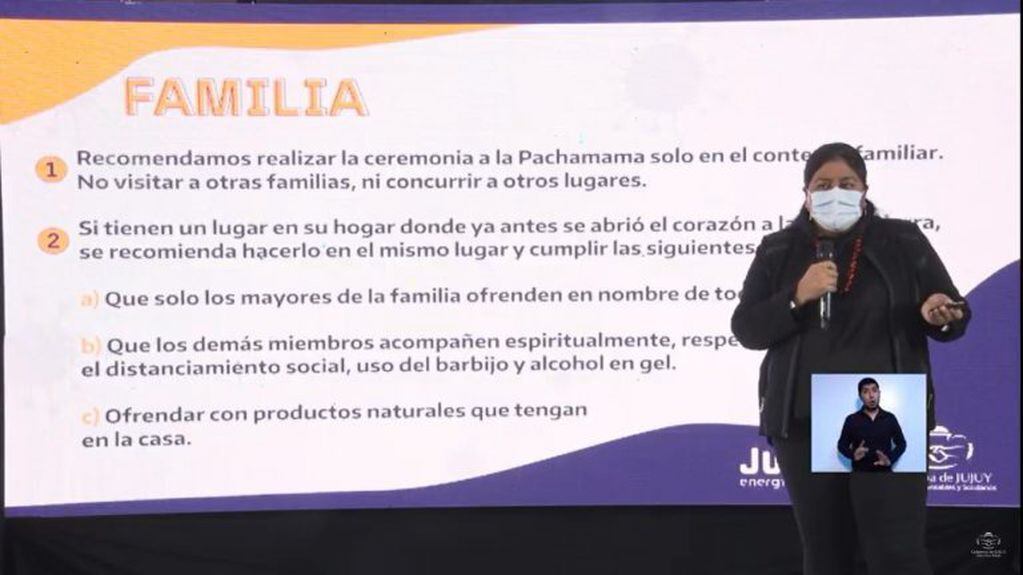 La ministra de Desarrollo Humano, Natalia Sarapura, expuso sobre las restricciones y recomendaciones para celebrar en el ámbito familiar el Día e la Pachamama.