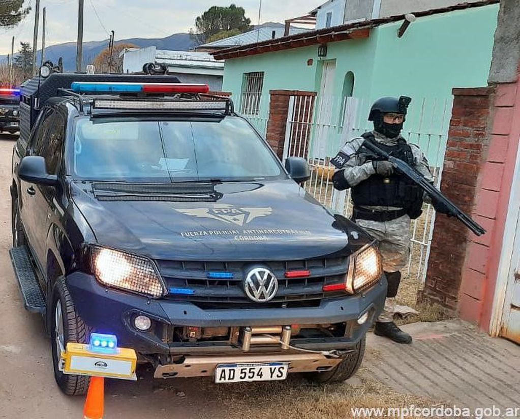 Los cuatro investigados pertenecían a una banda que operaba en Bialet Massé y San Roque. (Foto: prensa FPA).