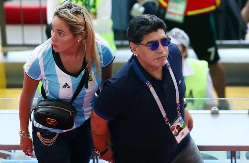 Rocío Oliva demandará a Diego Maradona por seis millones de dólares. (REUTERS)