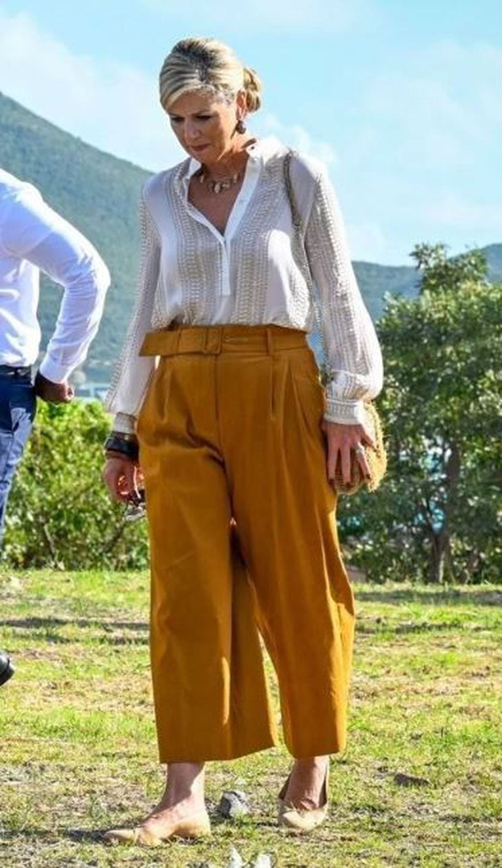 Los looks de Máxima Zorreguieta con pantalones anchos