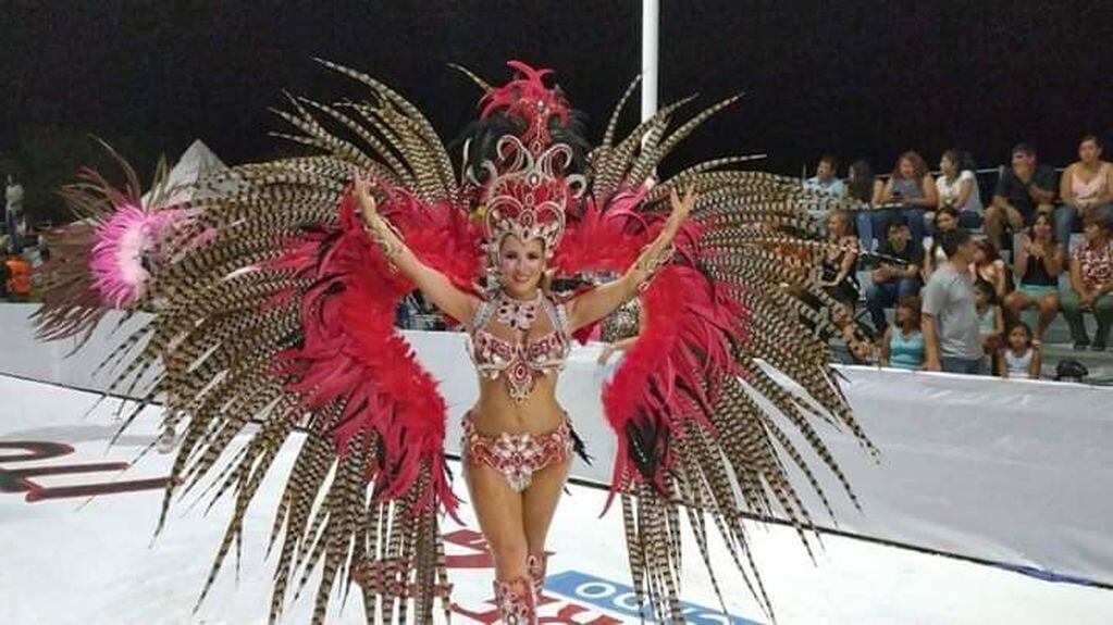 Carnaval que empieza este domingo en Ituzaingó atrayendo a turistas de toda la región, al igual que los de Misiones y Encarnación. (Turismo Ituzaingó)